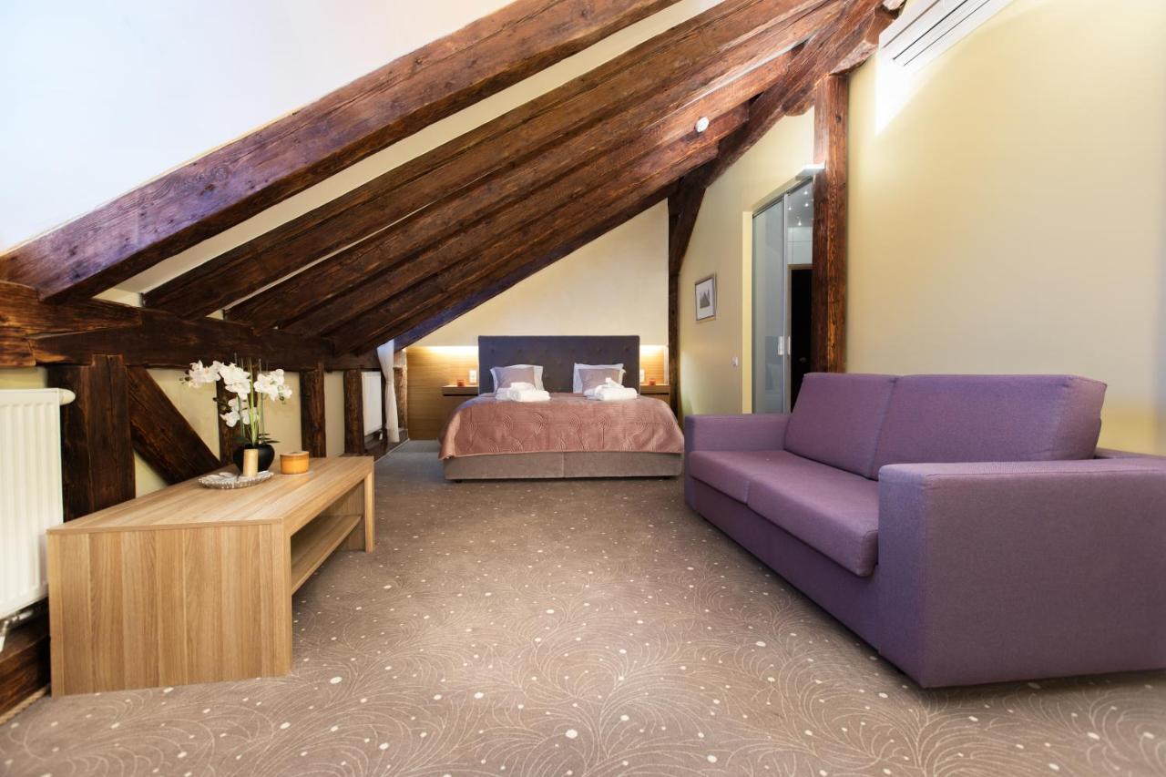 โฮเต็ล เบิร์น บาย ทาลลินน์โฮเต็ล Hotel ภายนอก รูปภาพ
