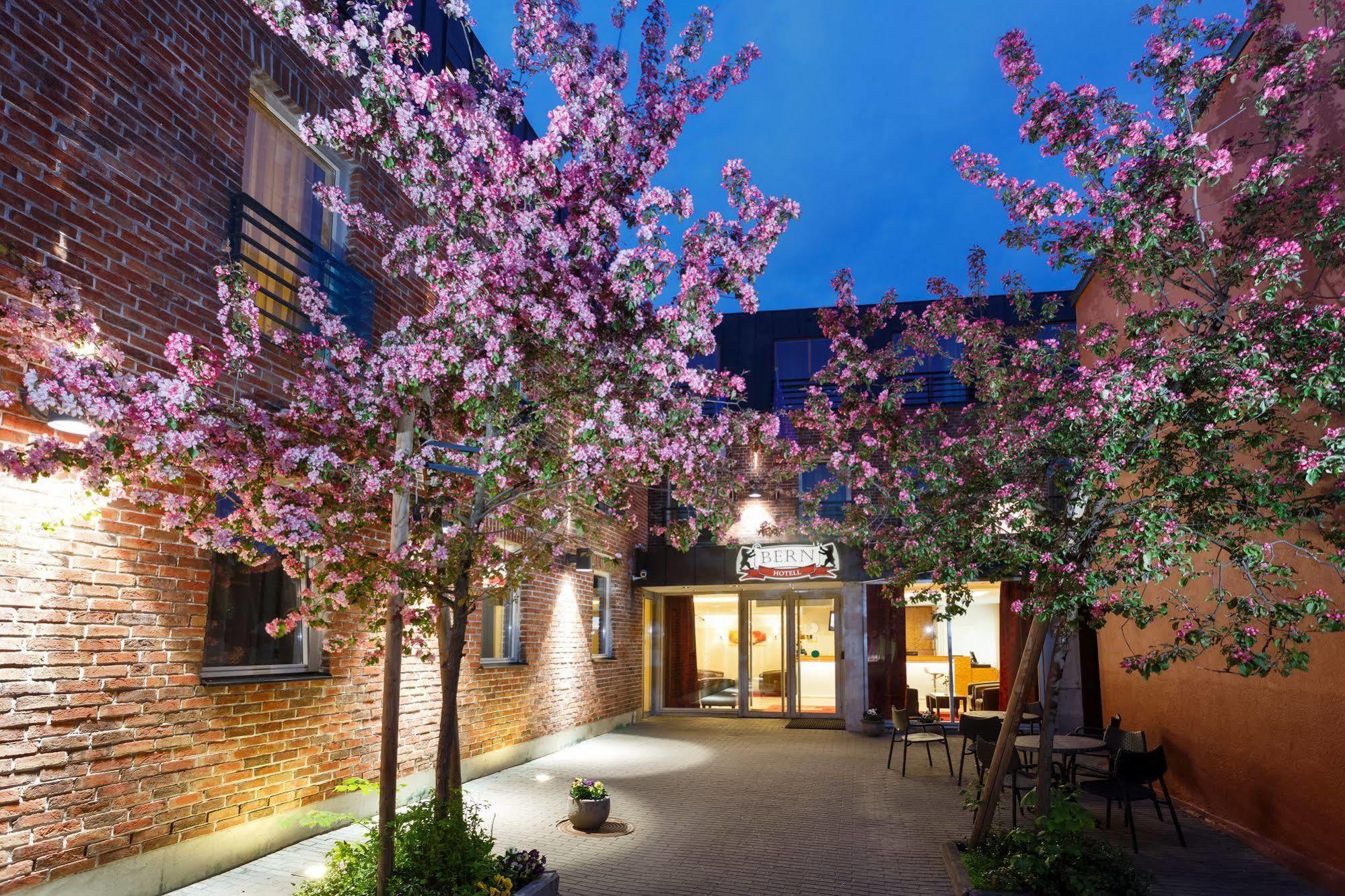 โฮเต็ล เบิร์น บาย ทาลลินน์โฮเต็ล Hotel ภายนอก รูปภาพ
